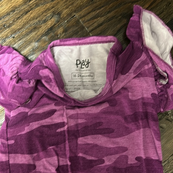 Little Sleepies Flutter Tee 18-24m Purple Camo - Picture 7 of 7